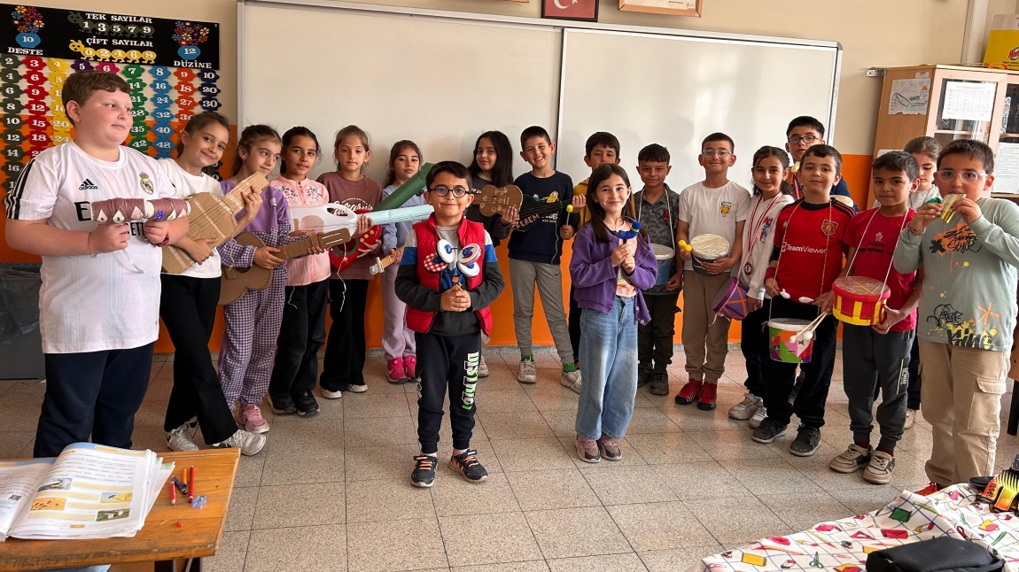 EĞİTİM KENTİ KARABÜK PROJESİ KAPSAMINDA ÖĞRENCİLERİMİZİN MÜZİK ALETİ TASARIMLARI